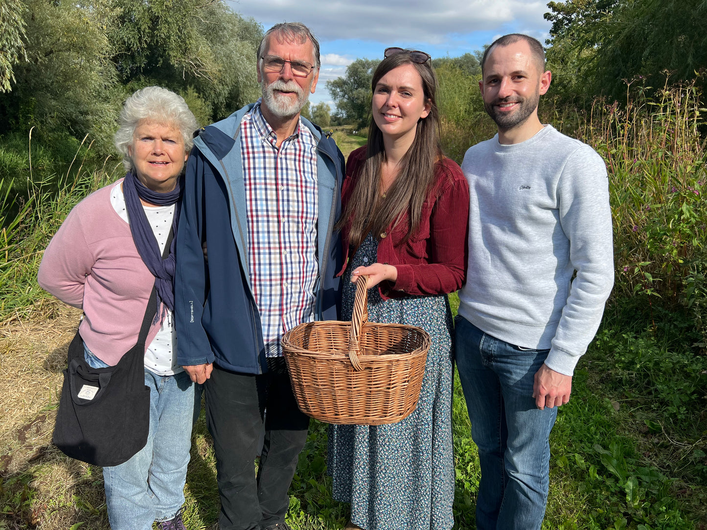 Christmas Foraging Gift Voucher - Private Walk and Wild Food E-Book