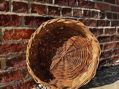 Basket Weaving in the Dordogne