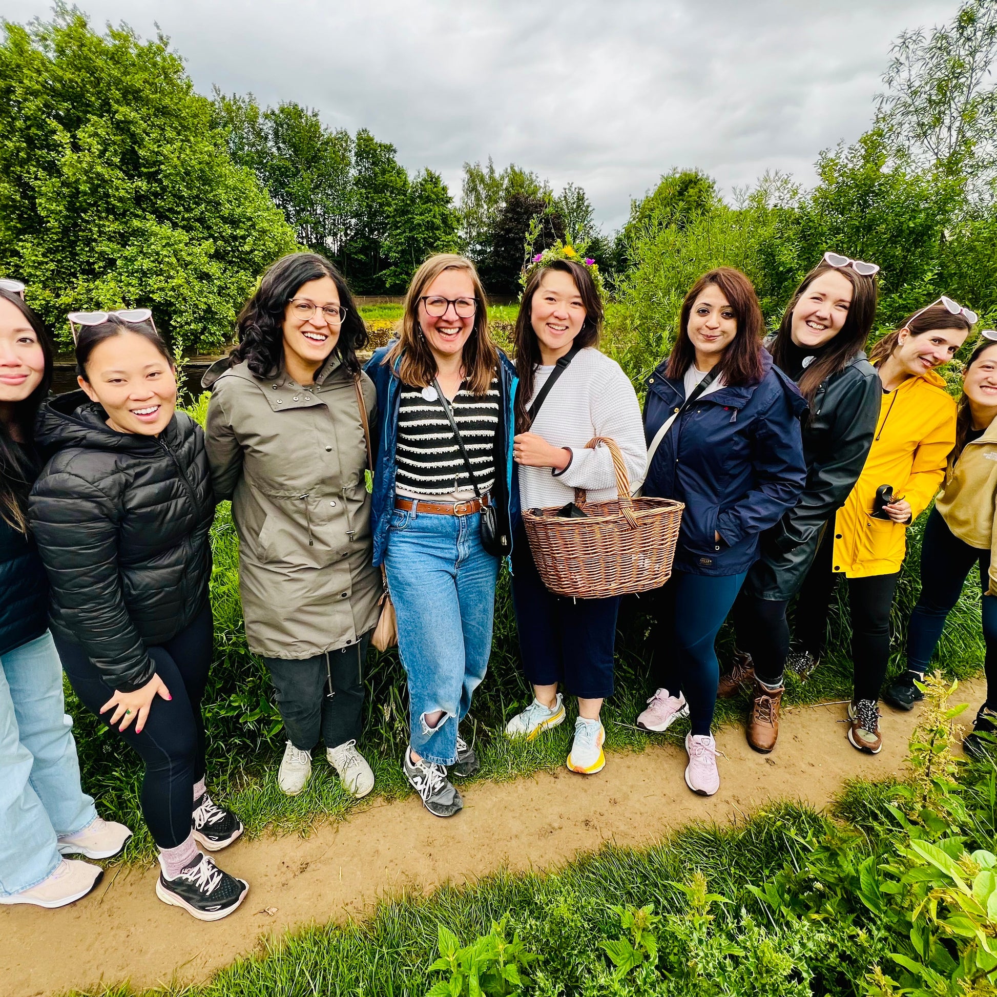 hen party wild food foraging walk