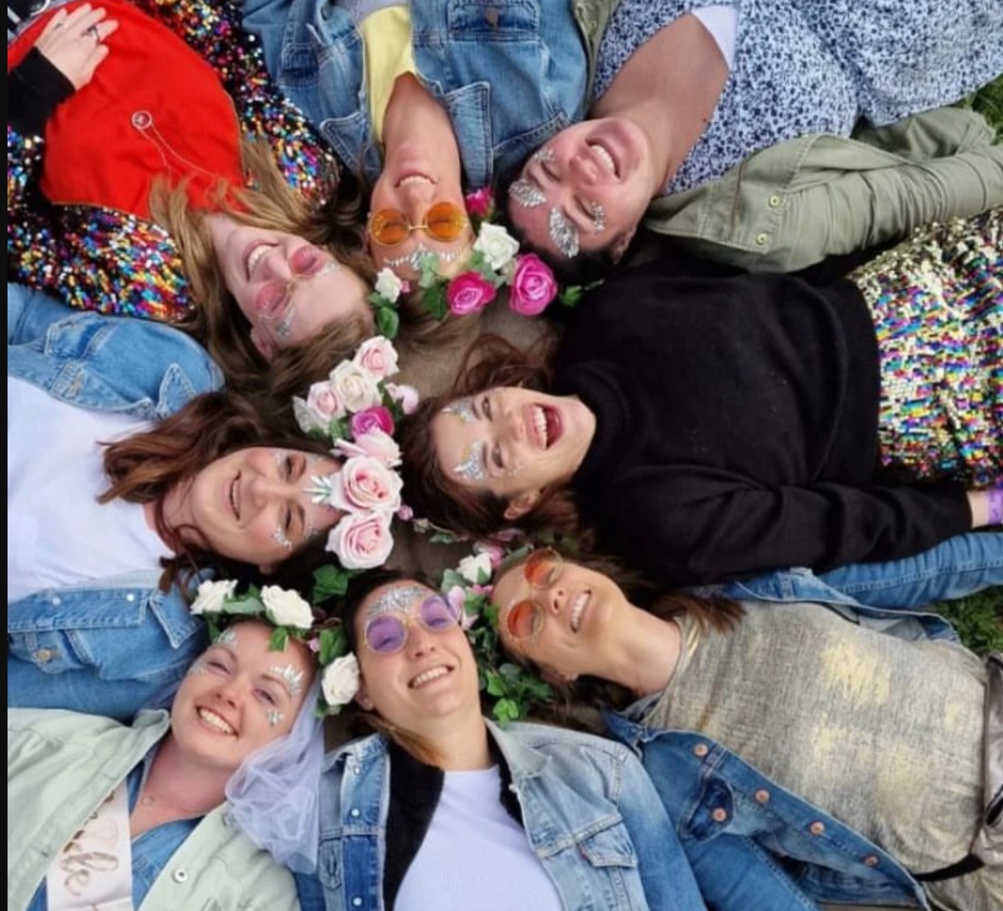 hen party flower crown workshop