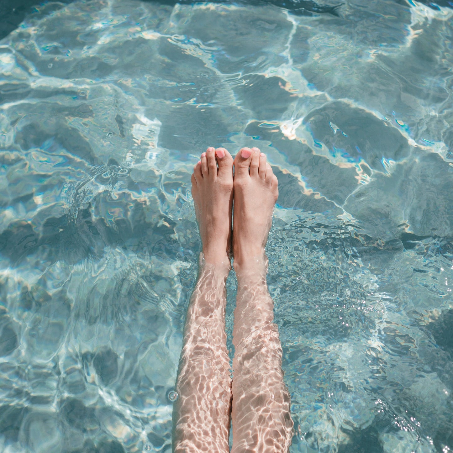 hen party glamping with hot tub