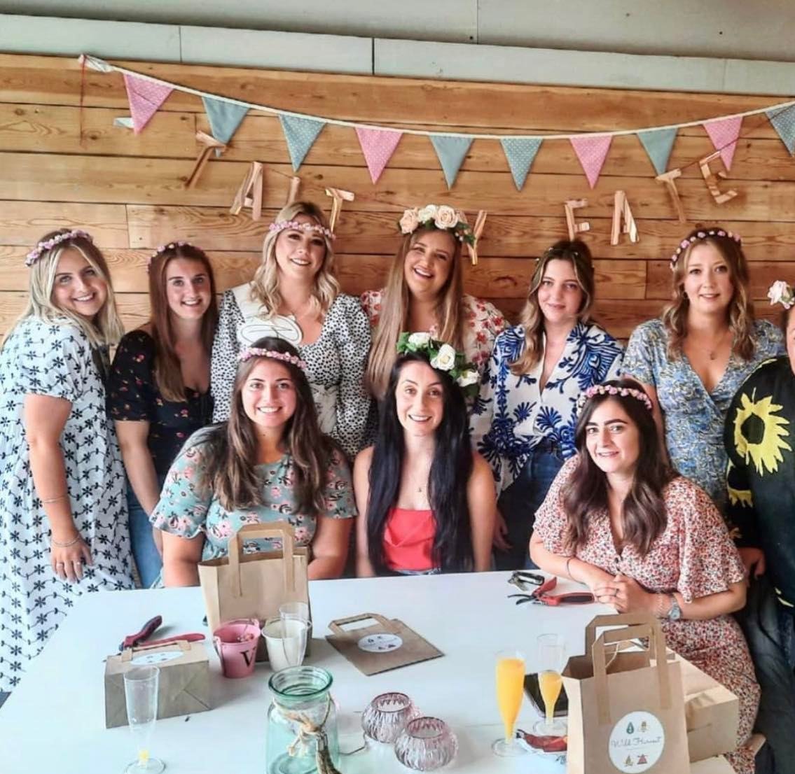 hen party flower crown workshop