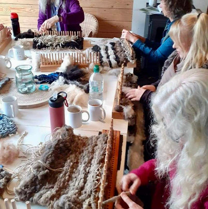 peg loom weaving workshop